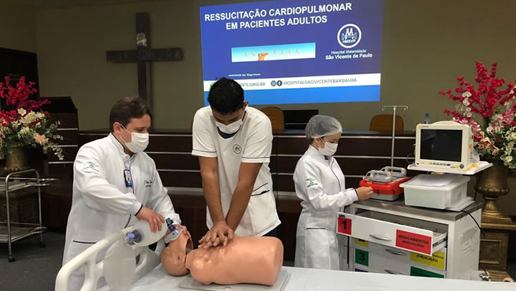 HMSVP: profissionais passam por formação de ressuscitação cardiopulmonar em pacientes adultos