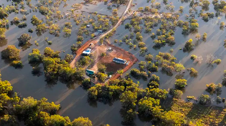 Fenômenos naturais foram intensificados por mudanças climáticas, aponta estudo