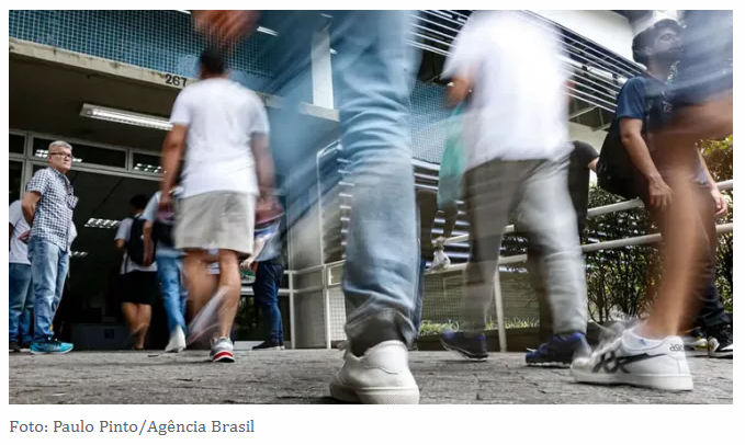 Veja os concursos e seleções com inscrições abertas no Ceará nesta segunda-feira (19)