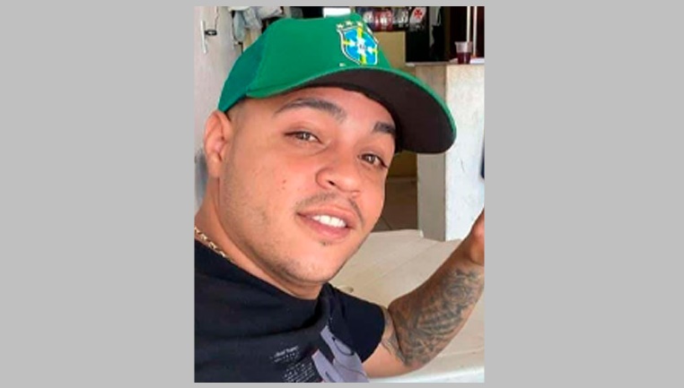 Jovem morto a tiros em Juazeiro exatamente sete meses após o assassinato do seu irmão