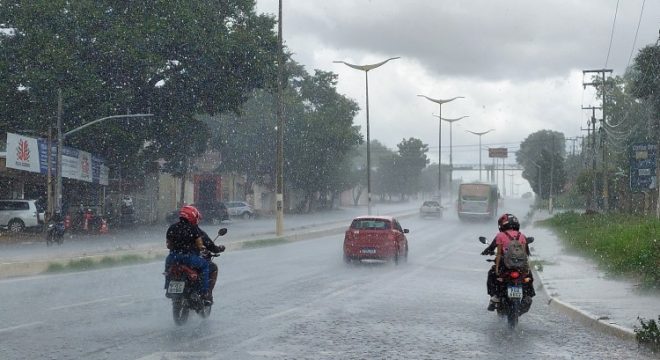 Inmet alerta para perigo de chuvas intensas em 5 cidades do Cariri