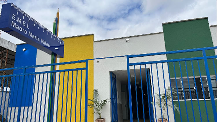 Juazeiro do Norte inaugura novo prédio da escola Escola Madre Maria Villac com sistema fotovoltaico