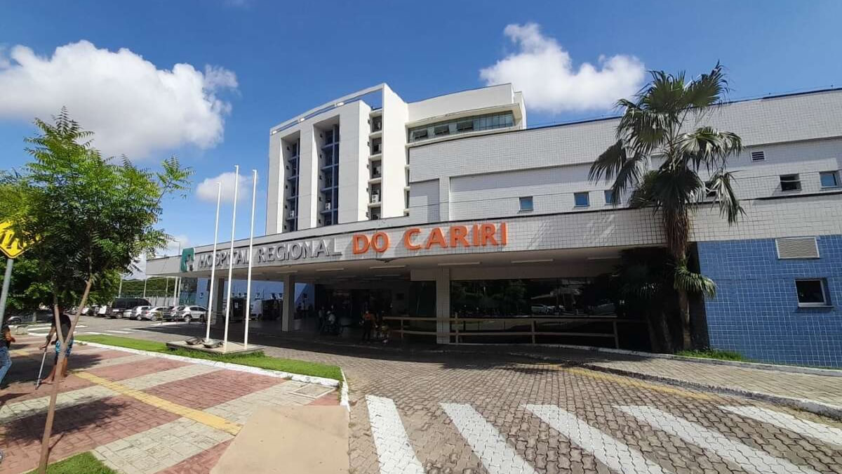 Morrem no HRC morador de rua incendiado no Juazeiro e homem baleado em Altaneira, além de acidente fatal em Jati