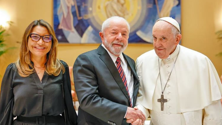 Lula e papa Francisco se encontram no Vaticano