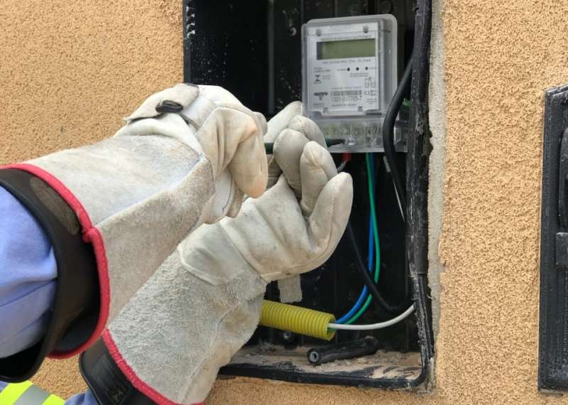 Duas pessoas são presas por furto de energia no Crato