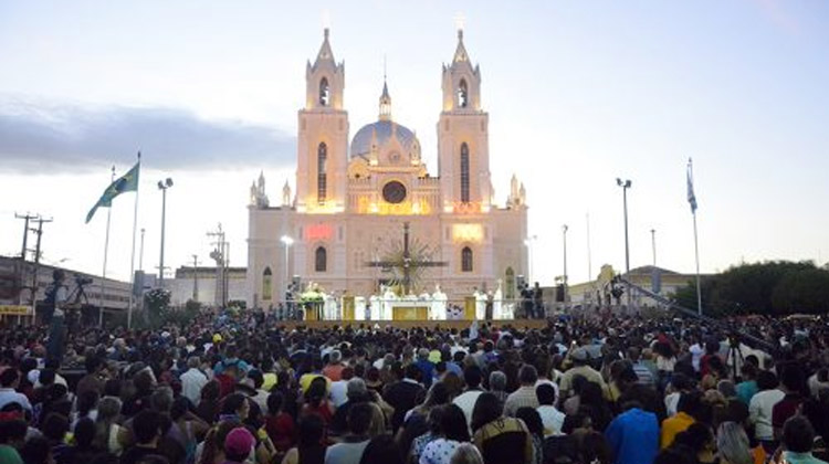 Canindé aguarda mais de 1 milhão de fiéis para festa de São Francisco das Chagas