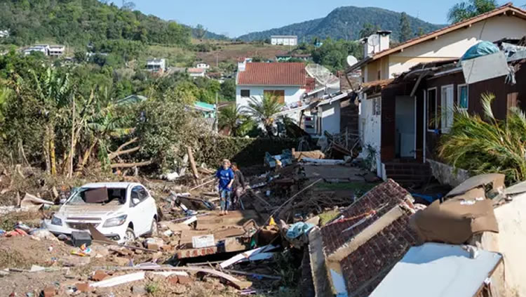 Rio Grande do Sul confirma 43 mortes causadas por ciclone