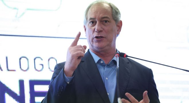 PT afirma que irá processar Ciro Gomes por chamar o partido de "organização criminosa"