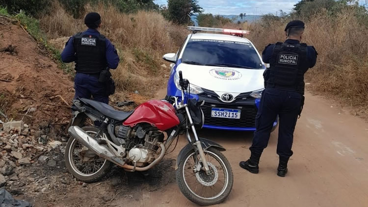 GCM recupera moto furtada em Juazeiro já devolvida à proprietária