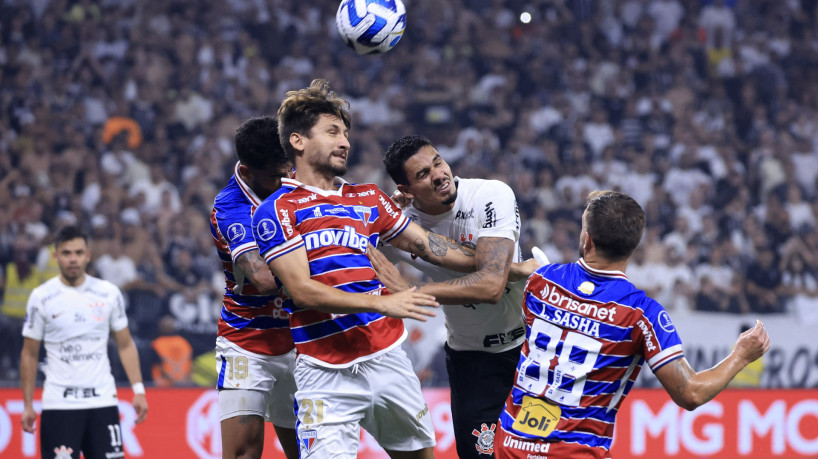 Copa Sul-Americana: Fortaleza e Corinthians decidem nesta terça (03) quem será o primeiro finalista