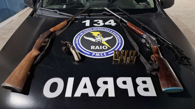 Homem é preso em posse de 4 armas de fogo e munições em Juazeiro do Norte