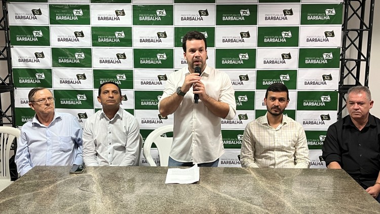 Prefeito de Barbalha anuncia investimento de R$ 3 milhões em cirurgias eletivas