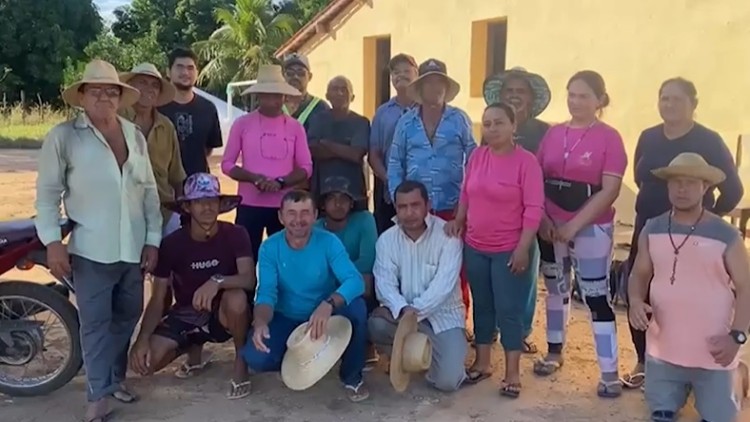 Grupo de romeiros chega a Juazeiro do Norte depois de percorrer 519 km a pé