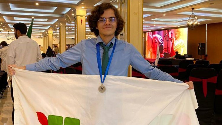 Estudante caririense é medalhista de prata na Copa do Mundo de Física