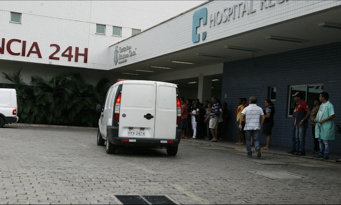 Dois homens morrem no HRC após acidentes e idoso em Barbalha ao cair de uma cadeira de balanço