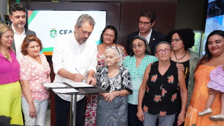 Governador sanciona lei que indeniza familiares e vítimas sobreviventes da Chacina do Curió