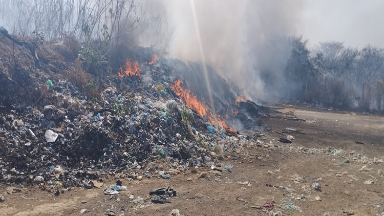 Potengi: Vereador denuncia lixão a céu aberto e chama prefeito de irresponsável