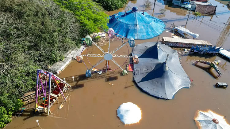 Quase 90% das cidades do RS foram atingidas pelas fortes chuvas