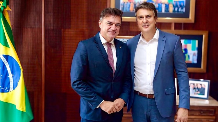 Deputados e prefeitos do Cariri fazem mutirão de apoio a Camilo e Elmano após críticas de Ciro