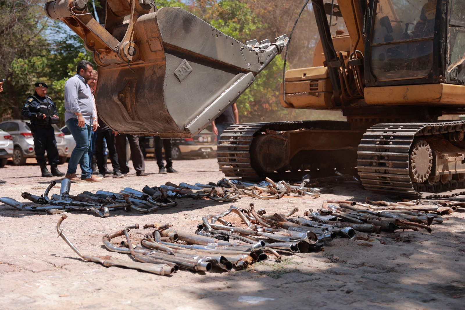 Operação Descarga Livre: mais de 300 escapamentos adulterados são destruídos em Juazeiro do Norte
