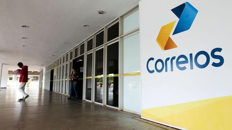 Correios divulgam edital de concurso público com salários de até R$ 6,8 mil