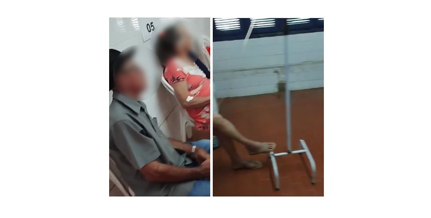 Idosa toma medicação sentada em cadeira de plástico no Hospital de Potengi